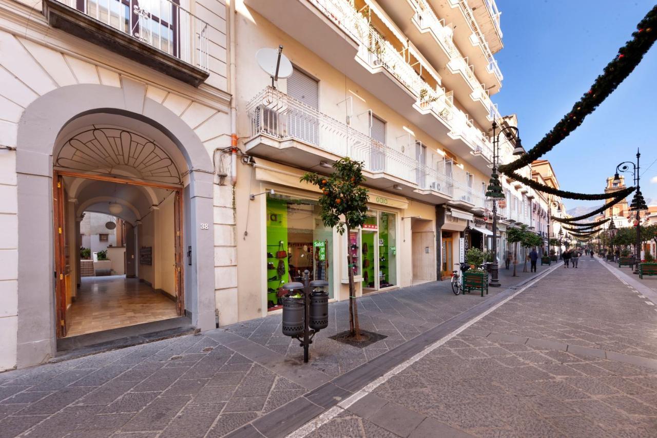 Sorrentovibes - Design Holiday Home In Sorrento City Center Kültér fotó