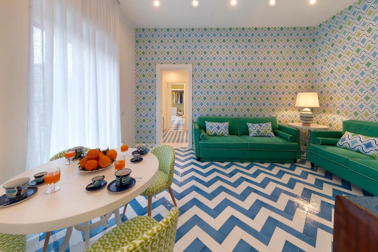 Sorrentovibes - Design Holiday Home In Sorrento City Center Kültér fotó
